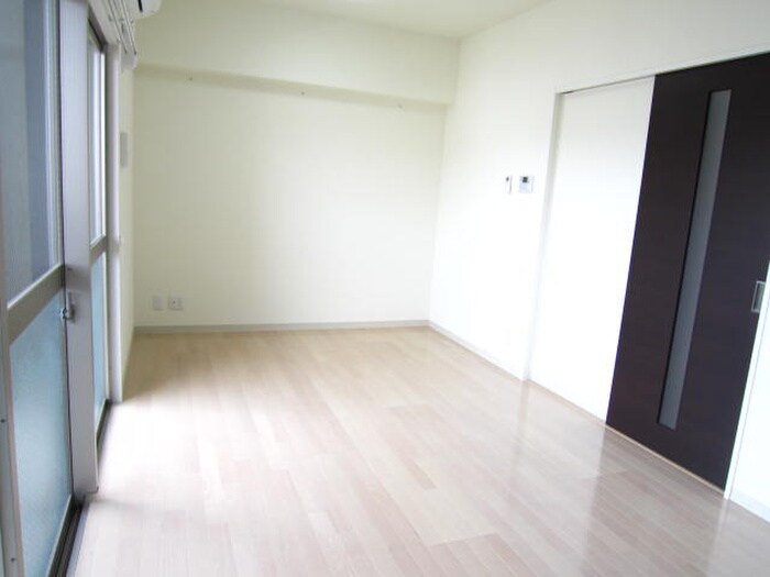 物件内観写真12　(居室)