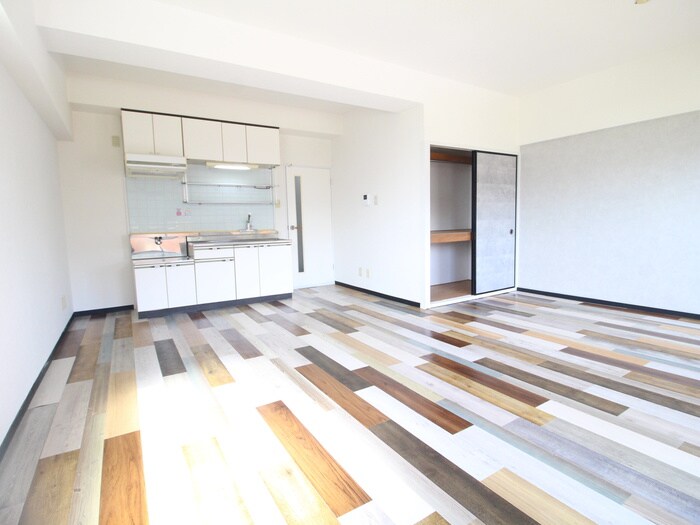 物件内観写真8　(居室)