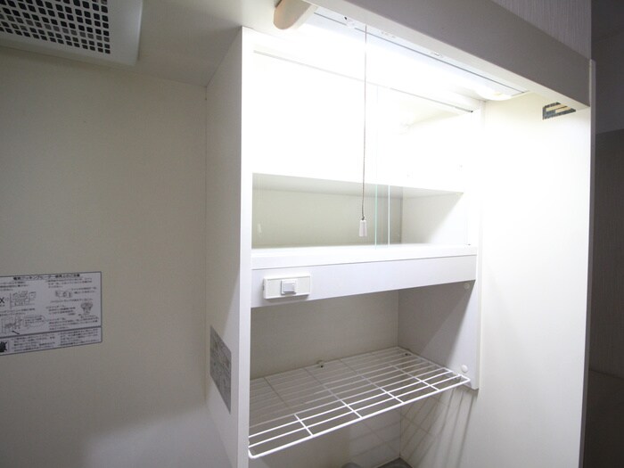 物件内観写真11　(収納)