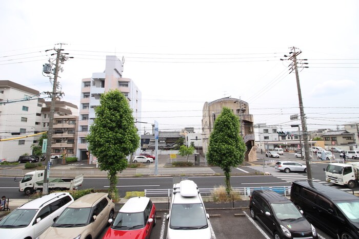 物件内観写真22　(室内からの展望)