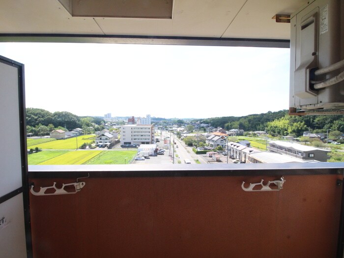 物件内観写真20　(室内からの展望)