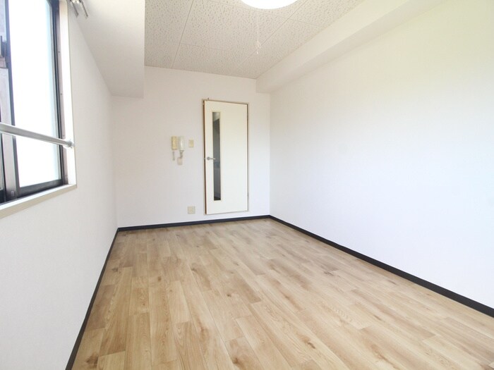 物件内観写真22　(居室)