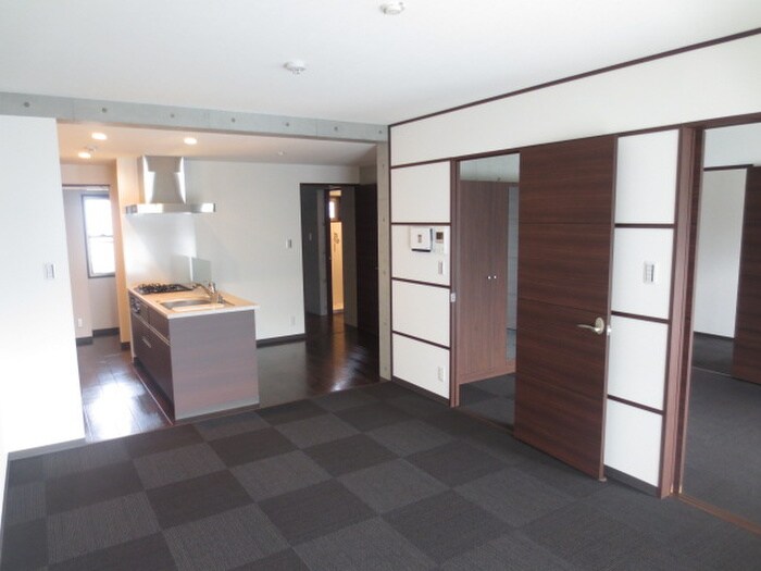 物件内観写真8　(居室)