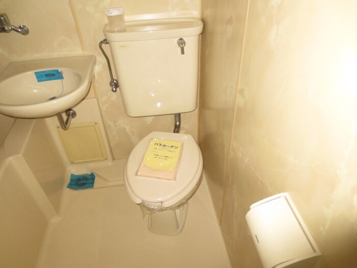 物件内観写真11　(トイレ)