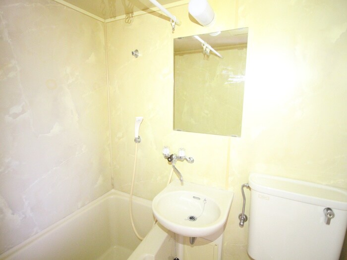 物件内観写真12　(洗面)