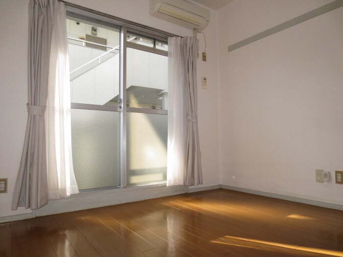 物件内観写真19　(居室)