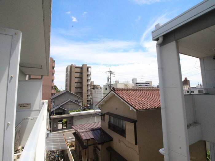 物件内観写真21　(室内からの展望)