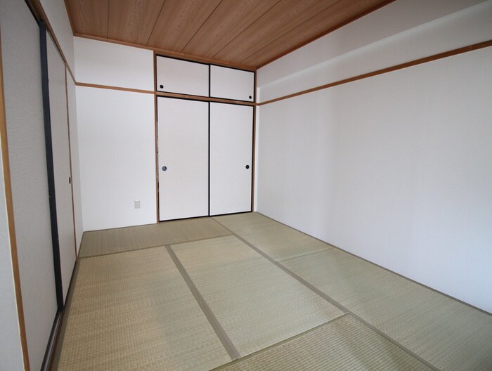 物件内観写真11　(居室)