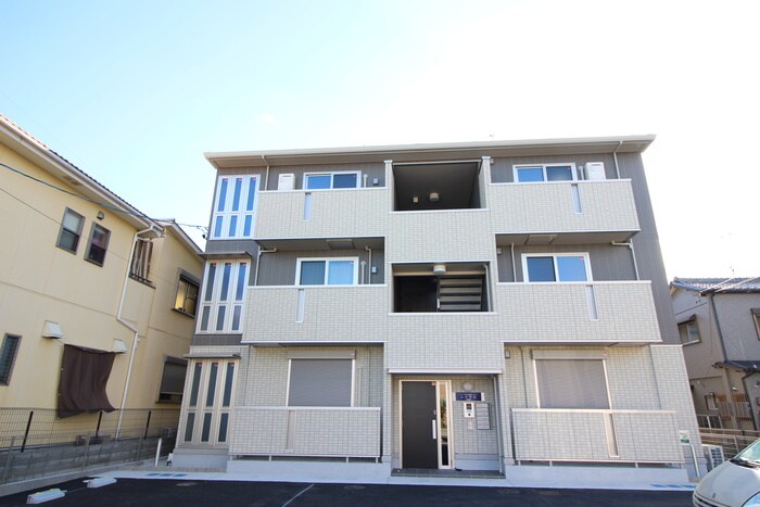 物件外観写真1　(外観写真)