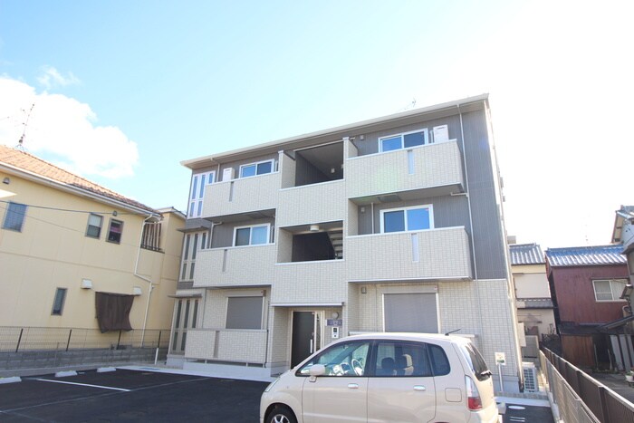 物件外観写真2　(外観写真)