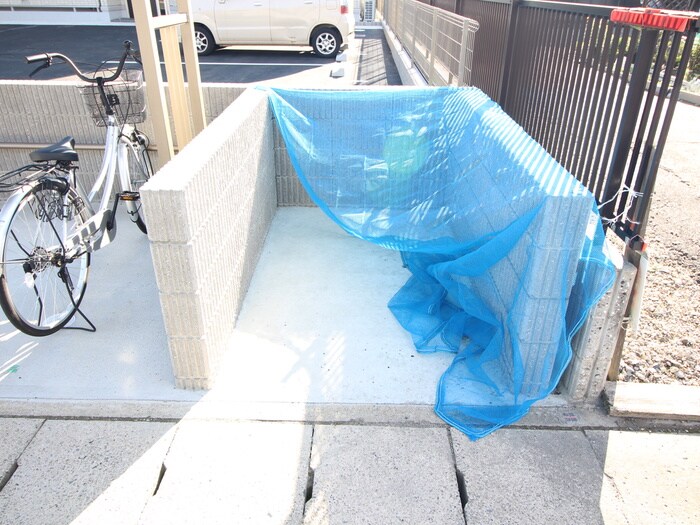 物件外観写真6　(建物設備)