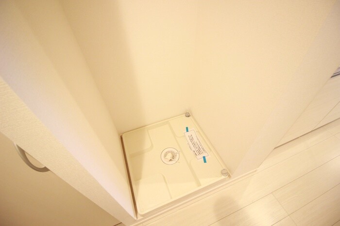物件内観写真11　(洗濯機置場)