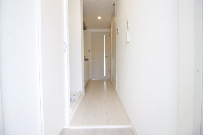 物件内観写真17　(廊下)