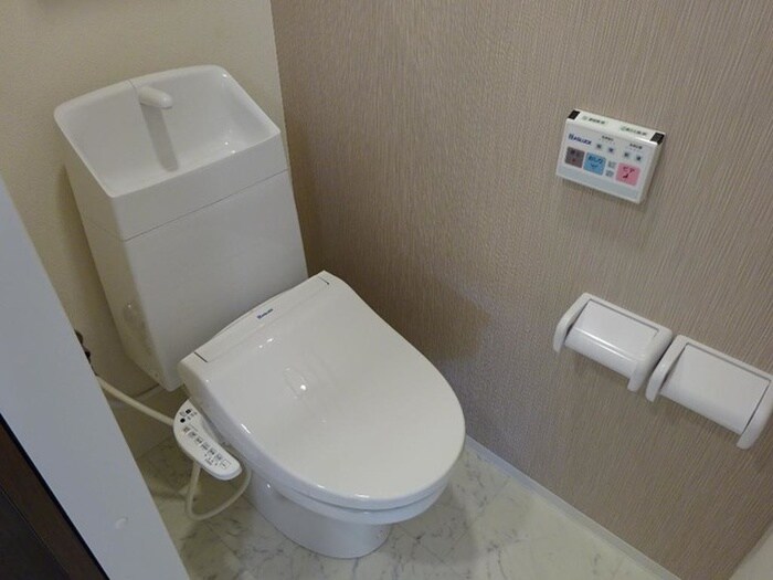 物件内観写真15　(トイレ)