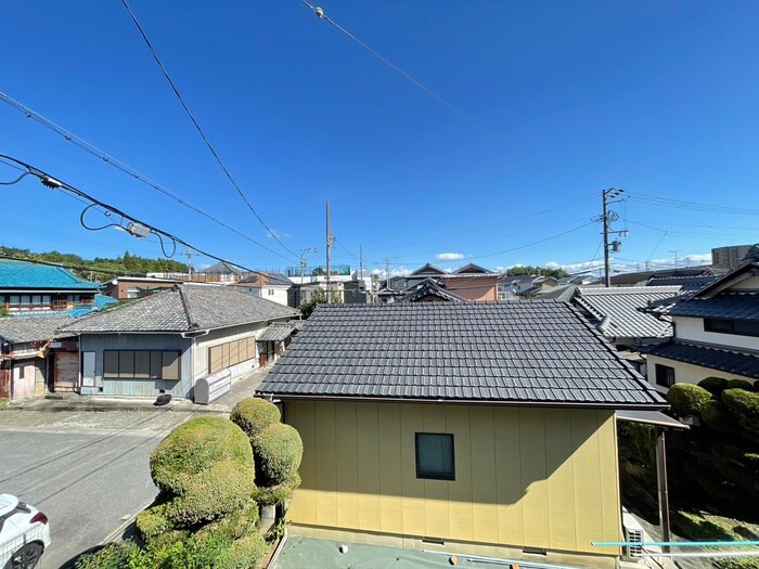 物件内観写真15　(室内からの展望)