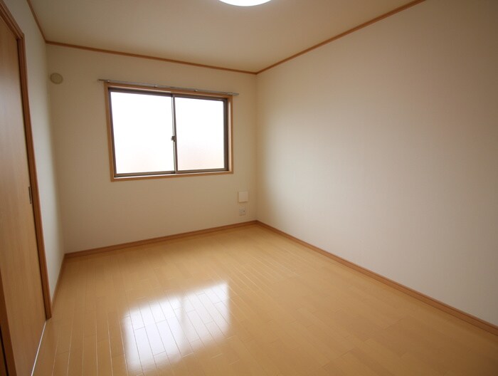 物件内観写真10　(居室)