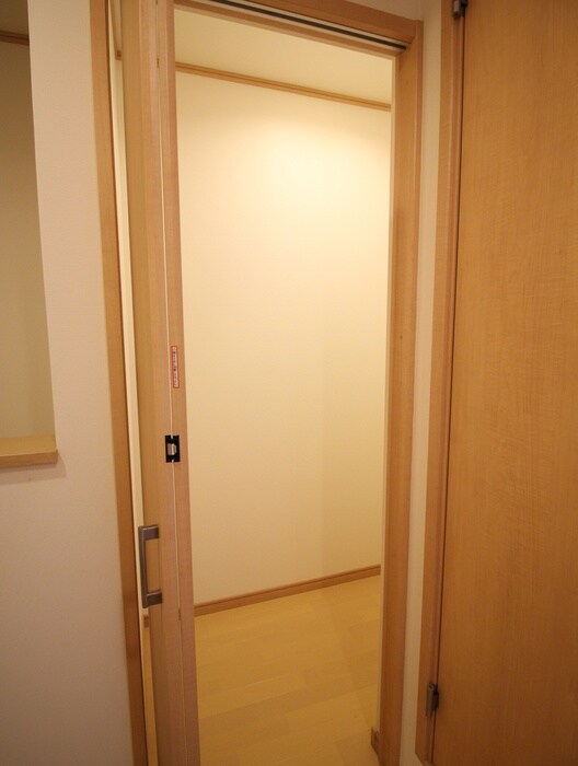 物件内観写真18　(収納)