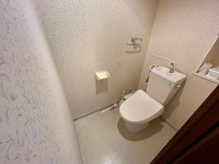 物件内観写真13　(トイレ)