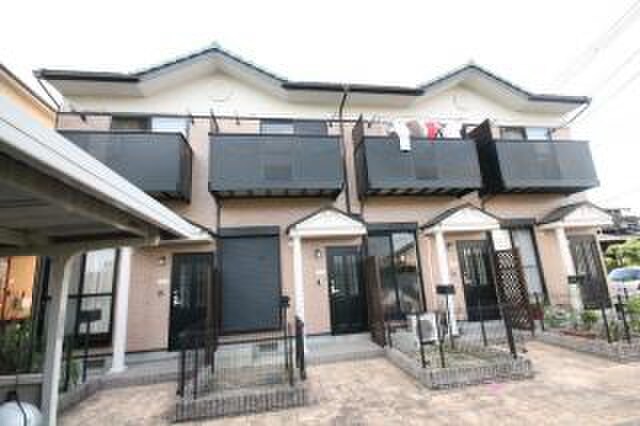 Sｔ・Towerの物件外観写真