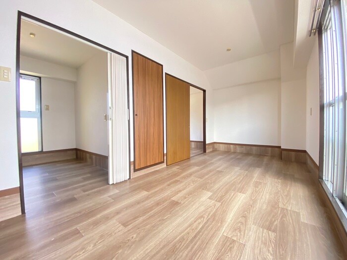 物件内観写真18　(居室)