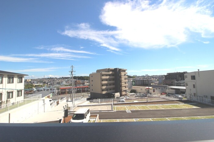 物件内観写真22　(室内からの展望)