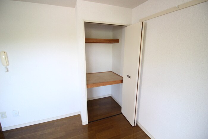 物件内観写真15　(収納)