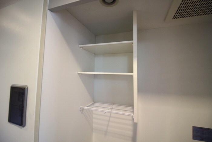 物件内観写真16　(収納)