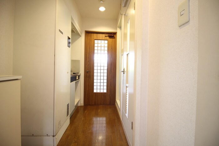 物件内観写真19　(玄関)