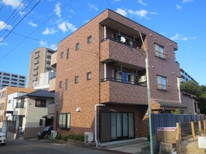 ベルメゾンヨネヅ（1F）外観写真