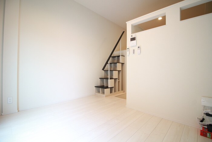 物件内観写真8　(居室)