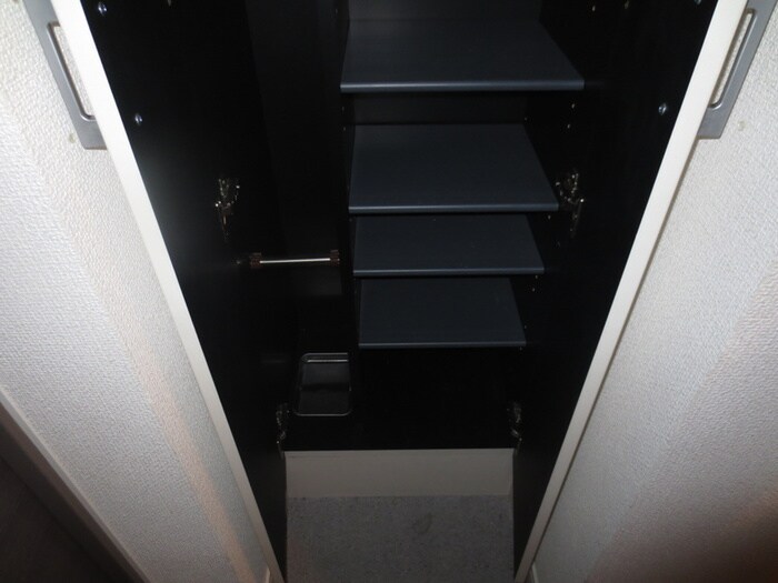 物件内観写真14　(靴箱)