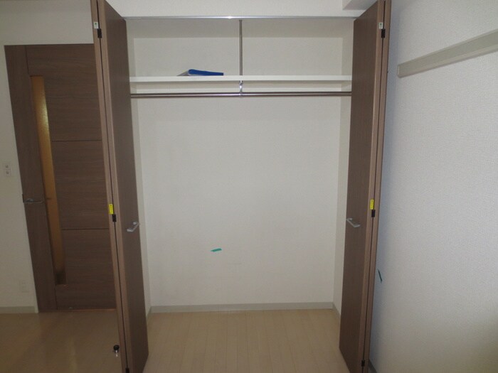 物件内観写真15　(収納)