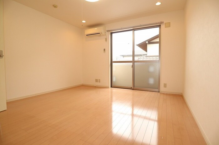 物件内観写真19　(居室)