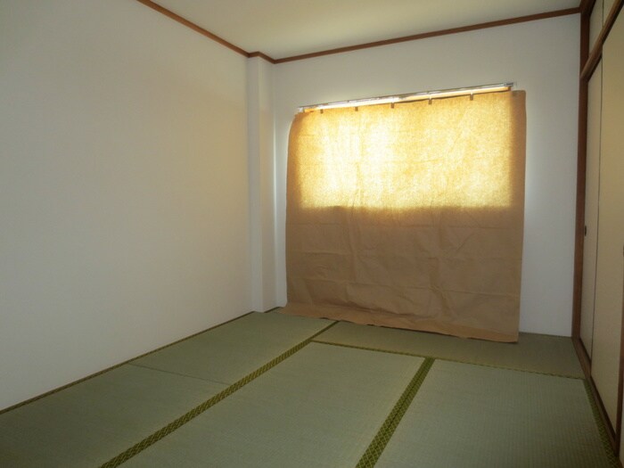 物件内観写真12　(居室)