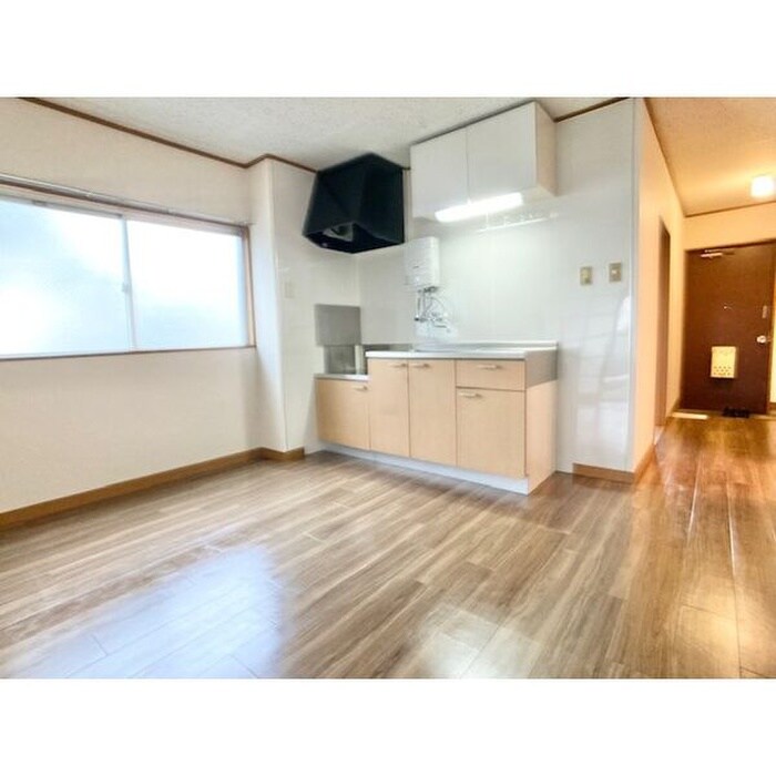 物件内観写真3　(キッチン)