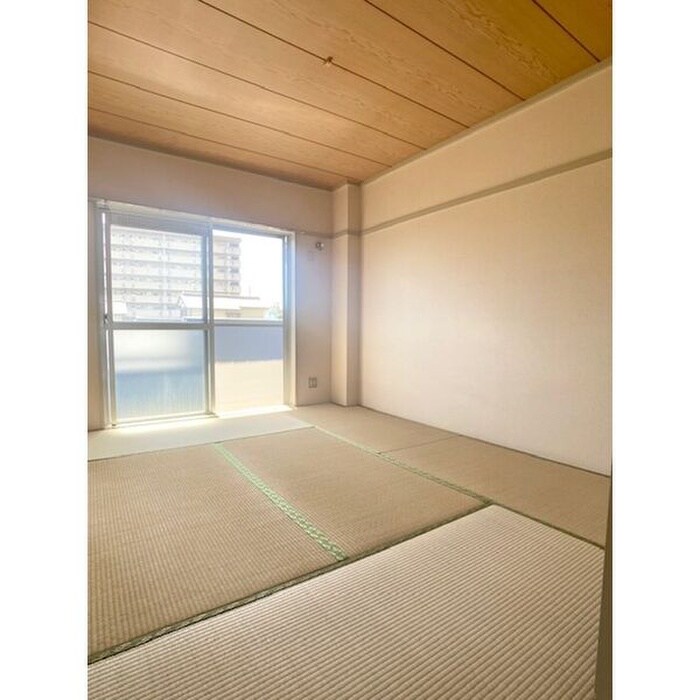 物件内観写真11　(居室)