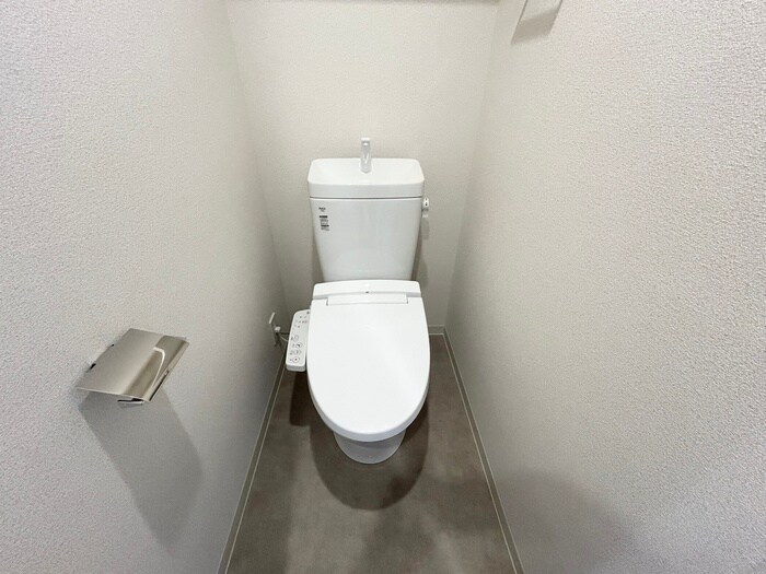 物件内観写真11　(トイレ)