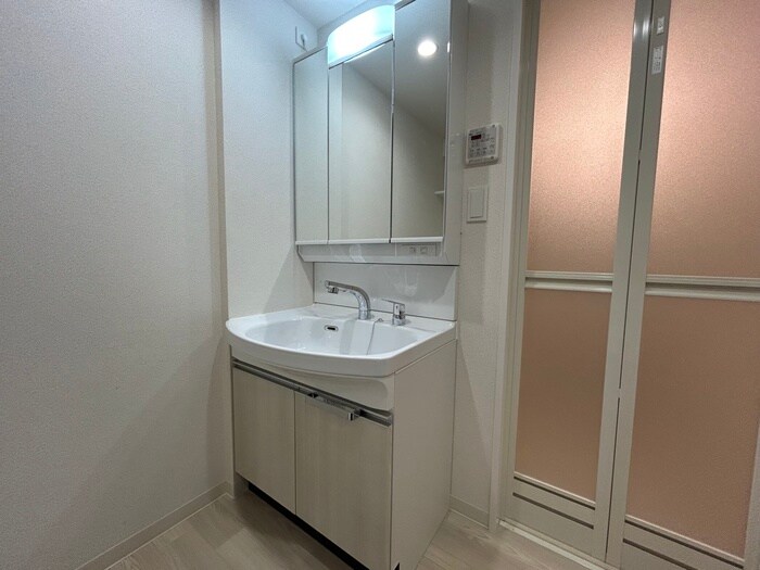 物件内観写真12　(洗面)