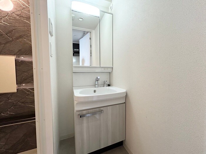 物件内観写真12　(洗面)