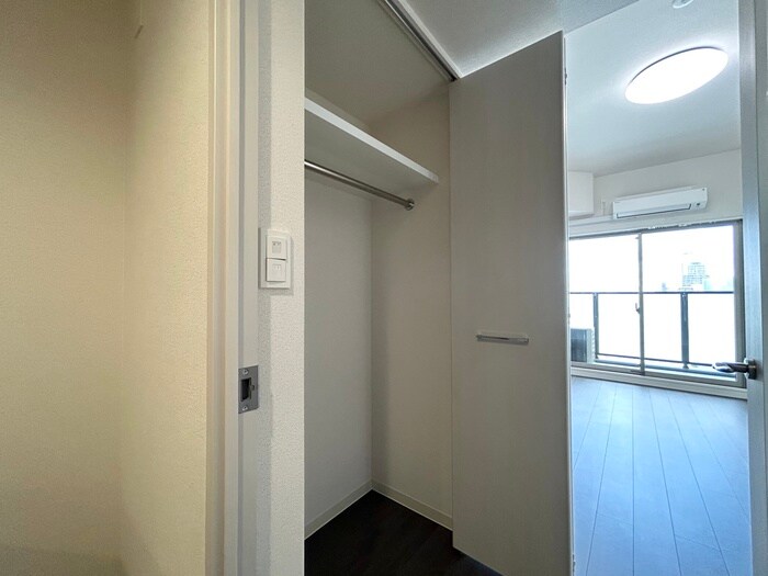 物件内観写真13　(収納)