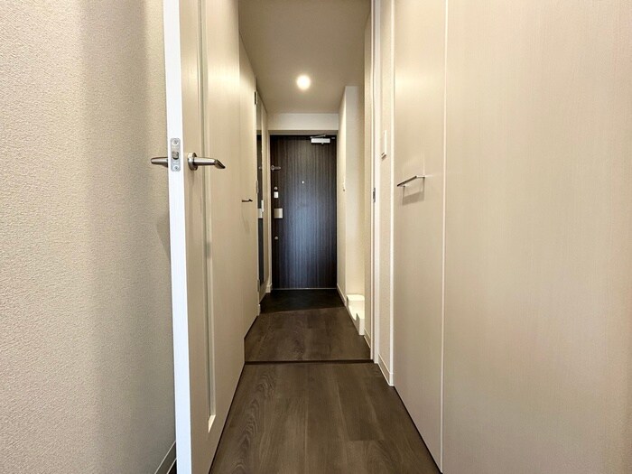 物件内観写真18　(廊下)