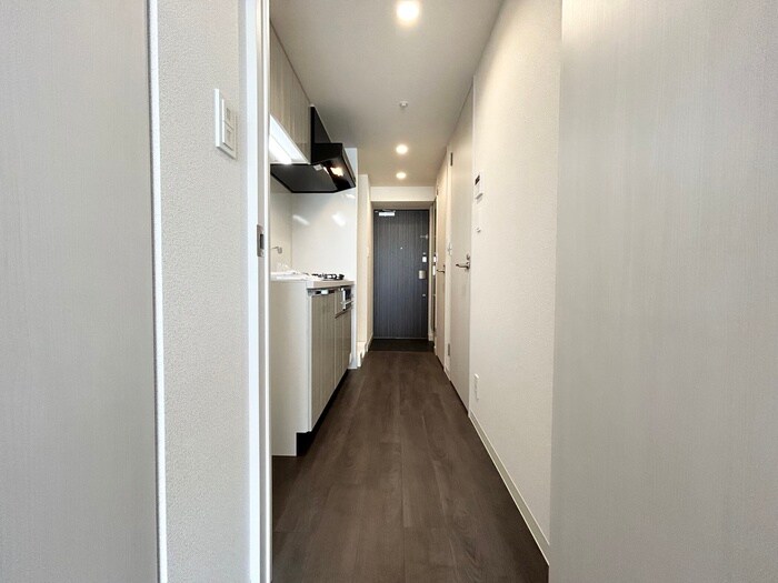 物件内観写真18　(廊下)
