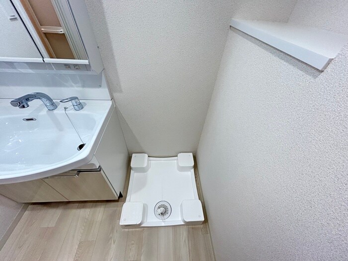 物件内観写真19　(洗濯機置場)