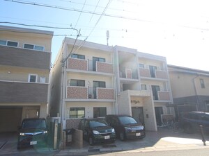 Ｂｅｌｌｓ　Ｗｏｏｄ外観写真