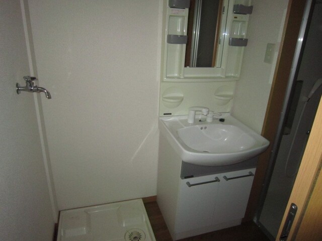 物件内観写真9　(洗面)