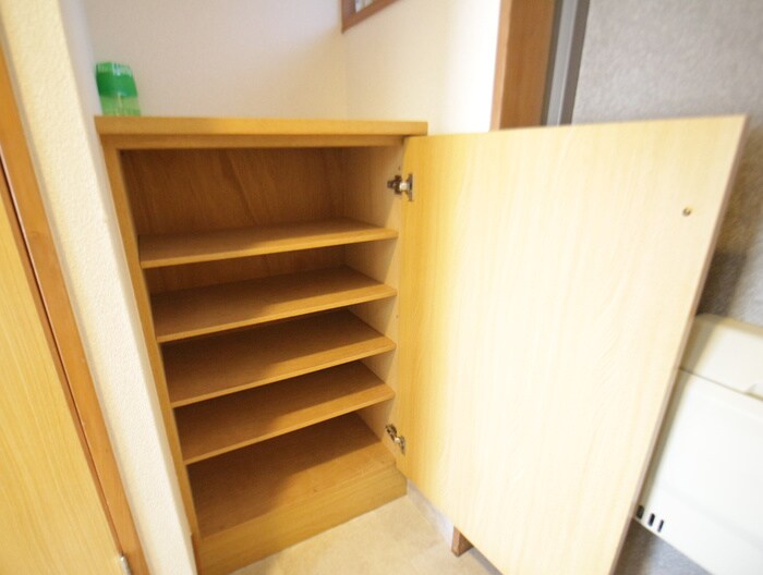 物件内観写真16　(靴箱)