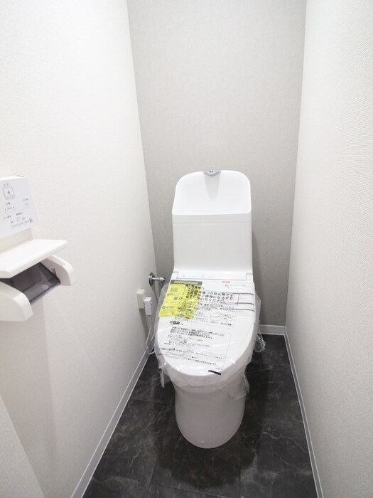 物件内観写真9　(トイレ)