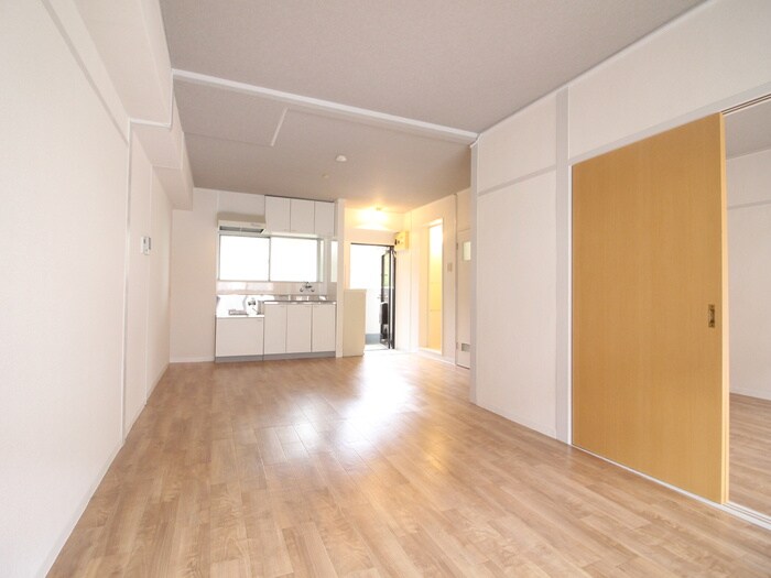 物件内観写真12　(居室)