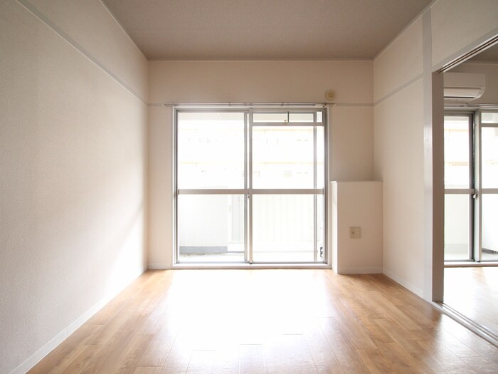 物件内観写真17　(居室)