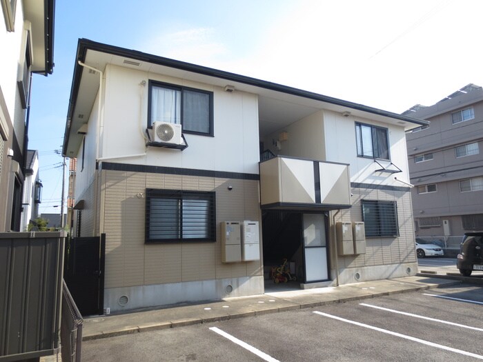 物件外観写真3　(外観写真)